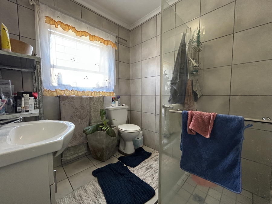 2 Bedroom Property for Sale in Belgravia Western Cape